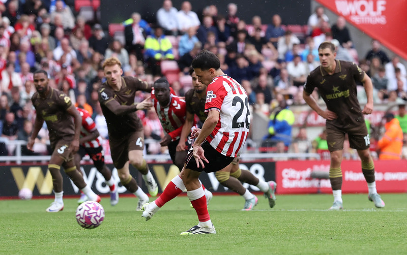 Brentford vs Sunderland - Quyết liệt và căng thẳng
